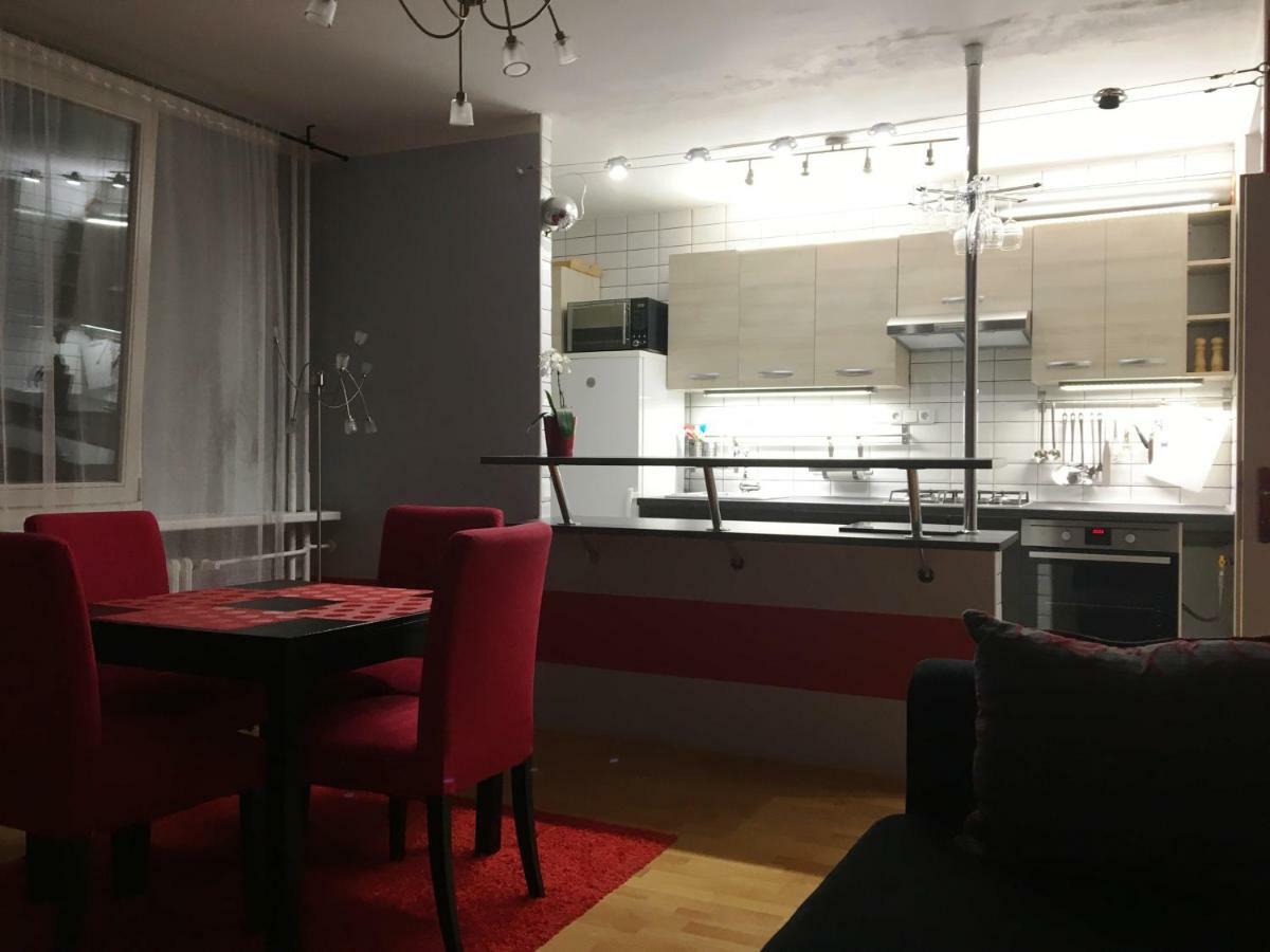 Apartment Scirocco Prague - Two Bedroom Apartment エクステリア 写真